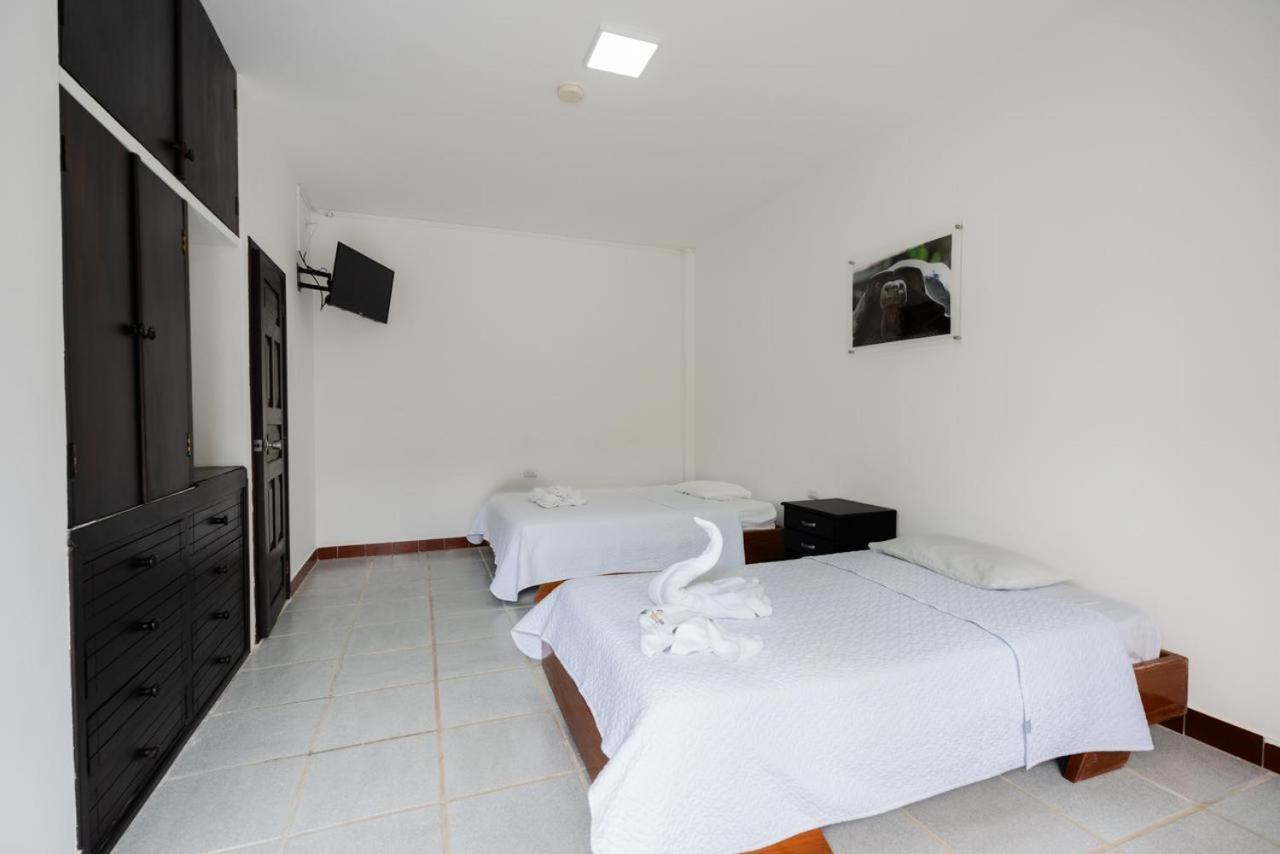 Hotel Pelican Bay بويرتو أيورا المظهر الخارجي الصورة